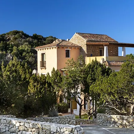 In Porto Cervo With Garden Setting Appartamento