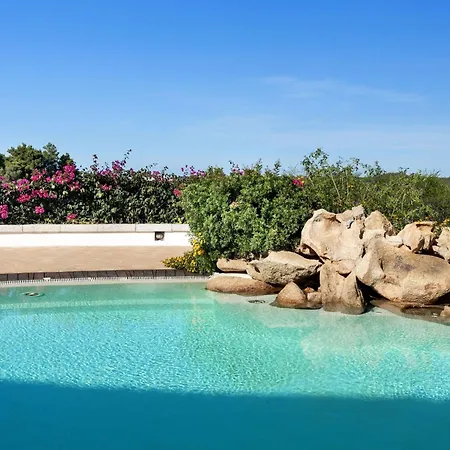 In Porto Cervo With Garden Setting Appartamento